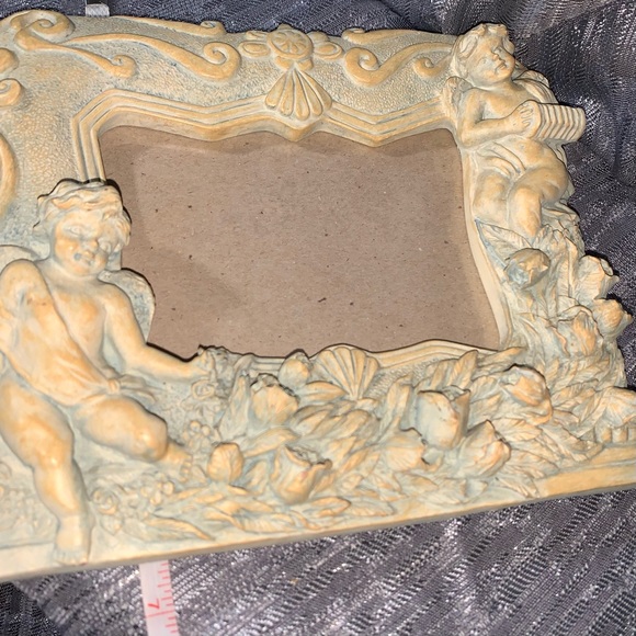 BEAUTIFUL Wang's International Renaissance Angel Standing Mirror & Picture Frame - Picture 8 of 15